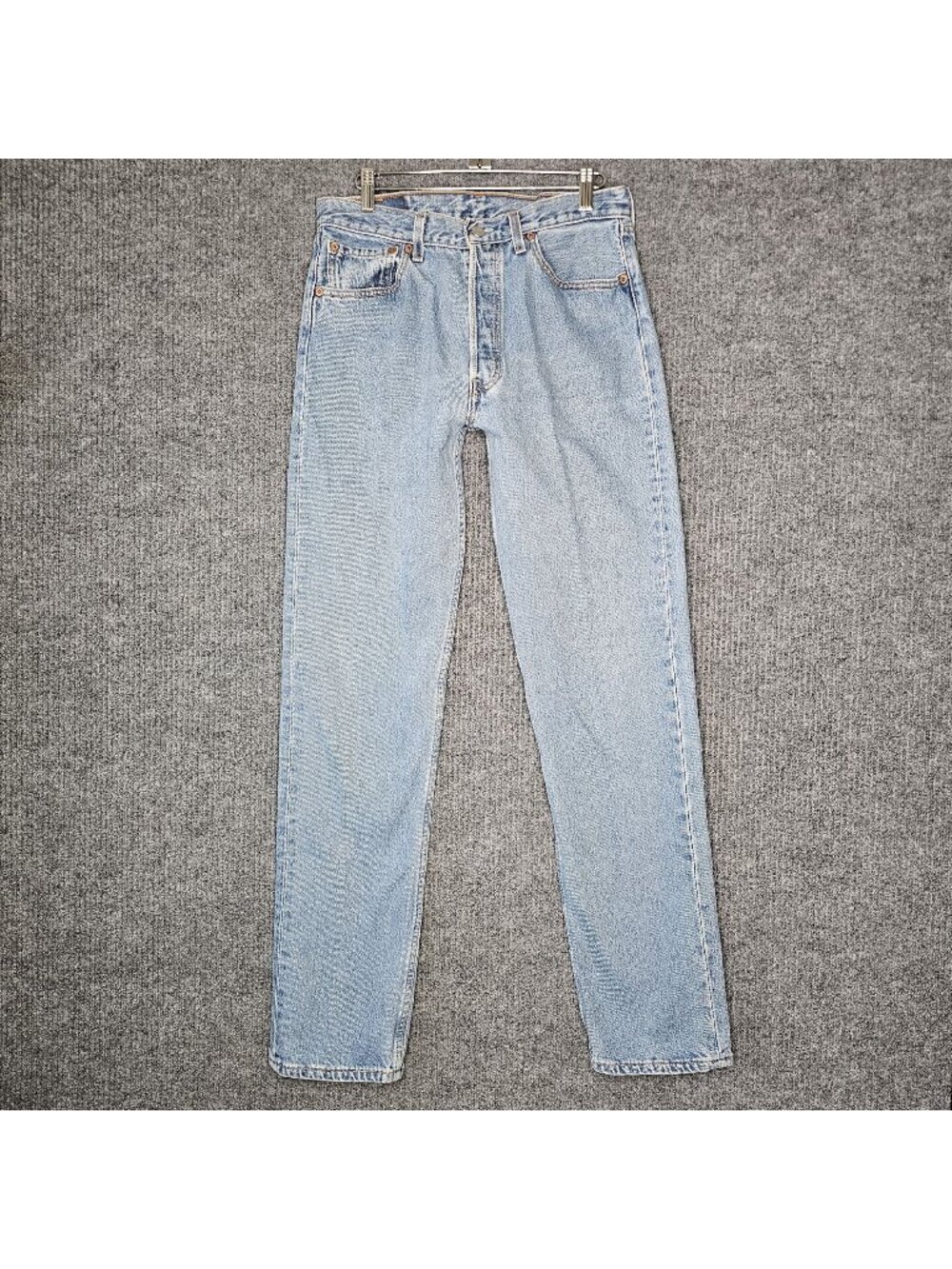 Vintage VTG Levi's Womens 501 made USA Light Wash Denim Jeans 33x34 act 30x32.5